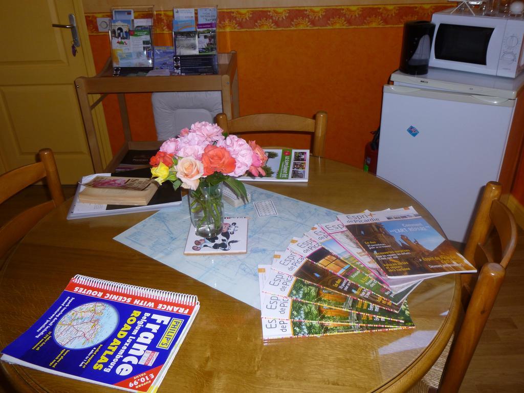 Family Delcour Bed and Breakfast Mailly-Maillet Buitenkant foto